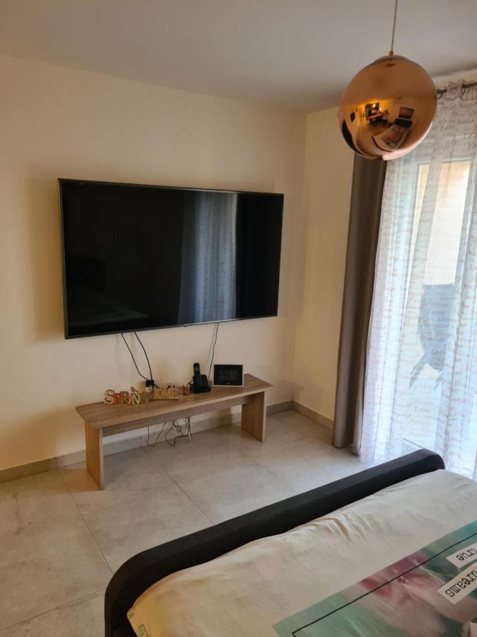 Doris Apartament *